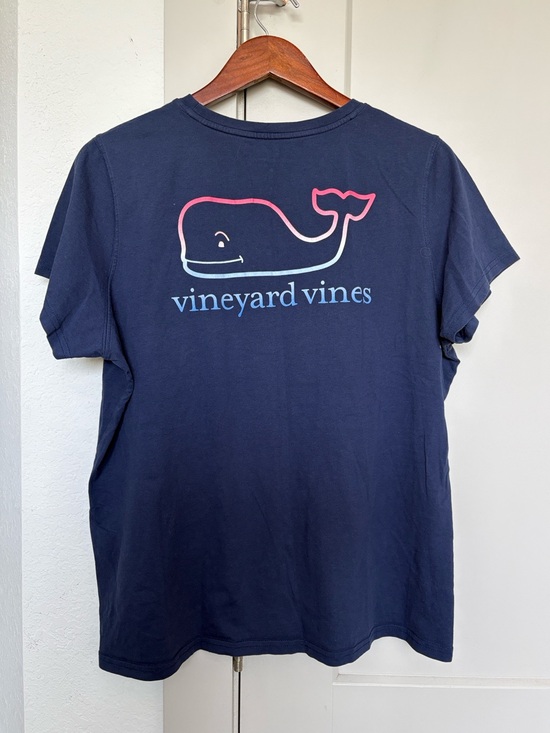 Vineyard Vines Tops - VINEYARD VINES BLUE GRAPHIC SHORT SLEEVE TSHIRT WOMENS XL